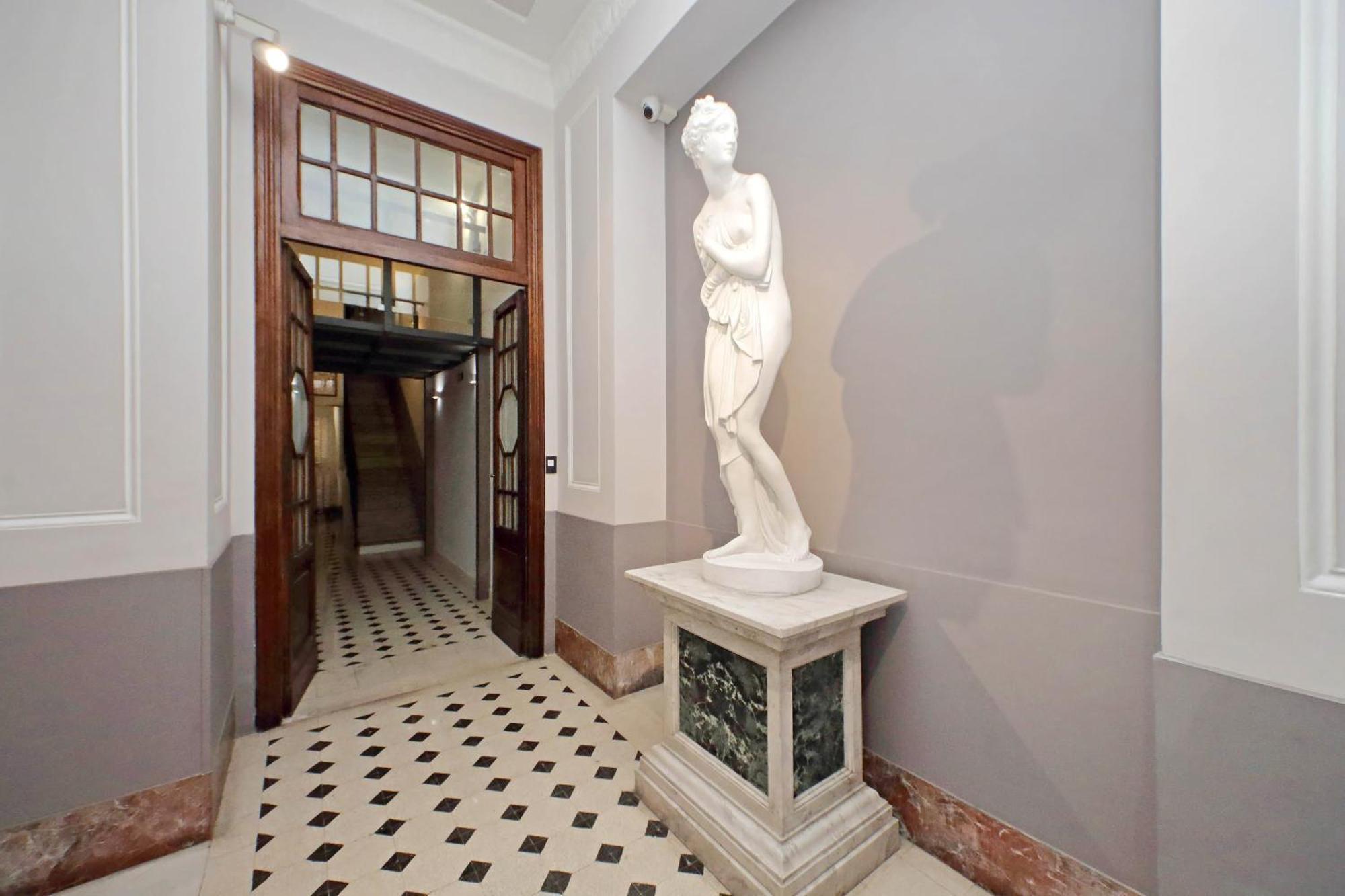 Luxury Spagna Apartamento *